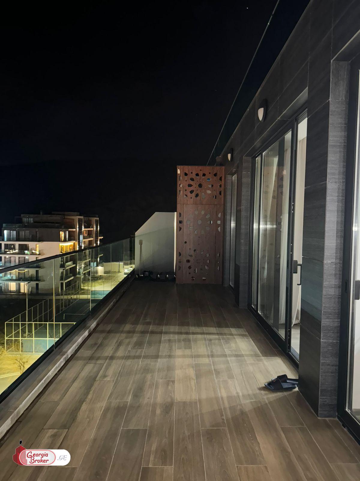 იყიდება ახალი გარემონტებული 3 ოთახიანი ბინა  "კრწანისი ვილა რეზიდენსში"